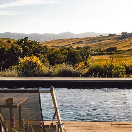 Agriturismo Podere Il Fornacino サンタ・ルーチェ エクステリア 写真