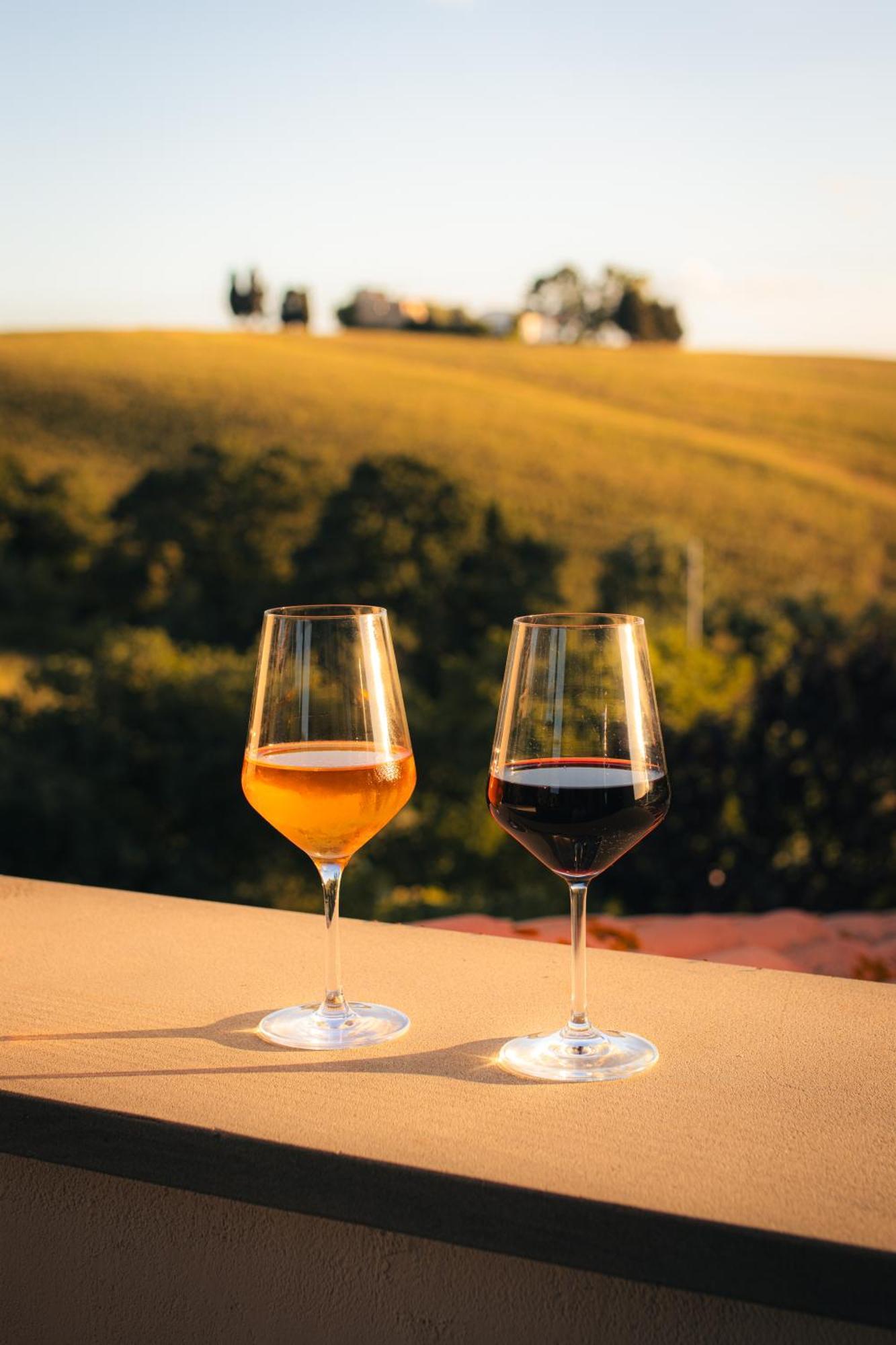 Agriturismo Podere Il Fornacino サンタ・ルーチェ エクステリア 写真