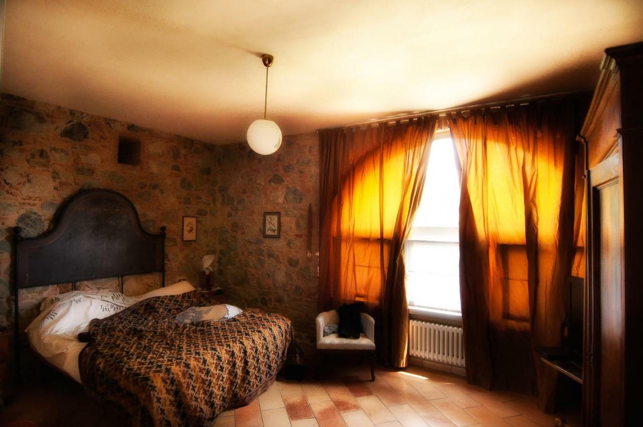 Agriturismo Podere Il Fornacino サンタ・ルーチェ エクステリア 写真
